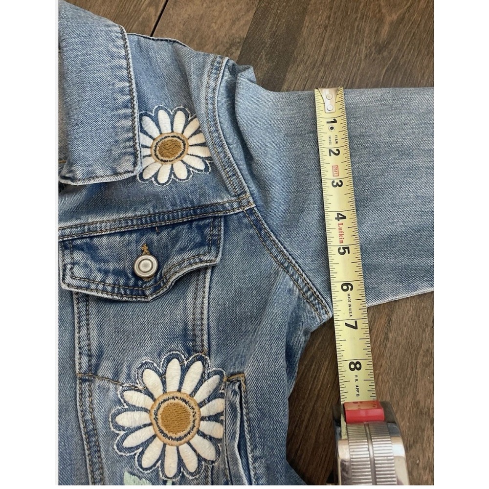 Women's Denim FOREVER 21 Trucker Jean Jacket Floral Embroidered Daisies Medium - Picture 7 of 9